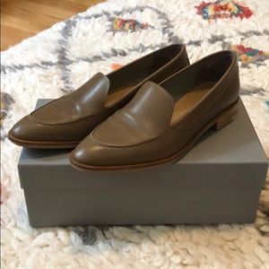 Everlane modern loafer olive.